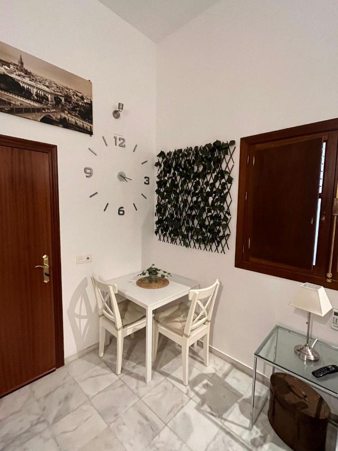Elegant Duplex Isidoro Apartment Sevilla Exterior foto